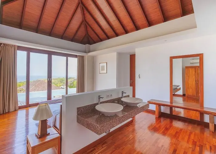 2 Bedrooms Ocean View Entire With Infinity Pool Улувату